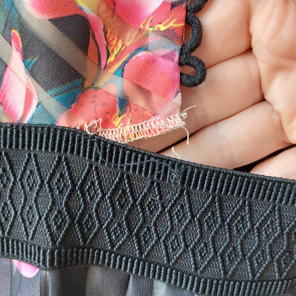 Chelsea28 Striped Floral Fit & Flare Dress Size Large - Picture 4 of 7